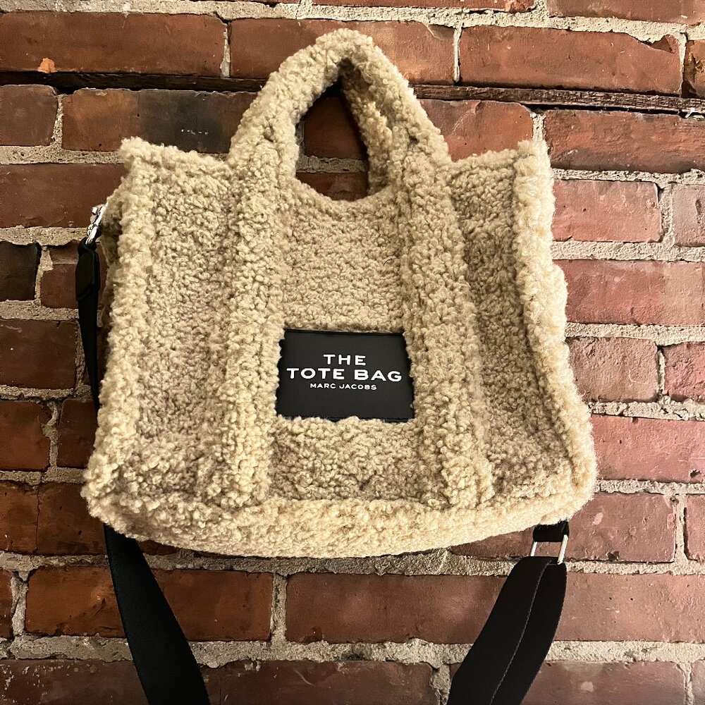 The Tote Bag: Teddy (small: Marc Jacobs)
